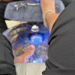 Escape Nails and Spa - This pedicure was REALLY GOOD!! i didn't feel rushed at all & the massage was 10/10