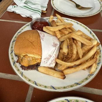 Creatures Rooftop - CREATURES SMASHBURGER - Burgers Near Me - New York, New York