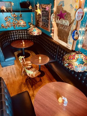 Blackbird Bar by null