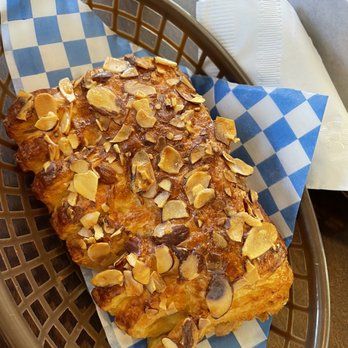 Isabel's Vintage Cafe - Almond croissant - Cafes Near Me - Ripon, California