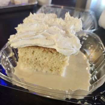 100% Taquito - Tres leches - Mexican Near Me - Houston, Texas
