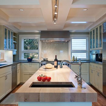 Hazel Point Company - a kitchen with a center island - General Contractors Near Me - Seattle, Washington Hazel Point Company - a kitchen with a center island - General Contractors Near Me - Seattle, Washington