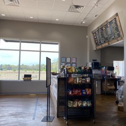 Momma Goldbergs Deli