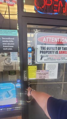 Dudes Smoke & Vape Best in Town