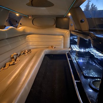 Seattle Top Class Limo - 10 passengers Lincoln stretch - Limos Near Me - Seattle, Washington Seattle Top Class Limo - 10 passengers Lincoln stretch - Limos Near Me - Seattle, Washington