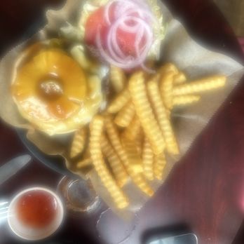 Morty's Pub - Hawaian burger with fries - Pubs Near Me - Bayfield, Wisconsin