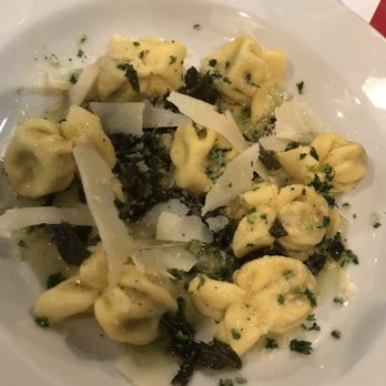 Mamma Mia - Pasta purses - Italian Near Me - Bakersfield, California Mamma Mia - Pasta purses - Italian Near Me - Bakersfield, California