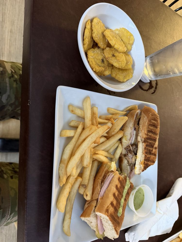 Sabores Bar and Grill