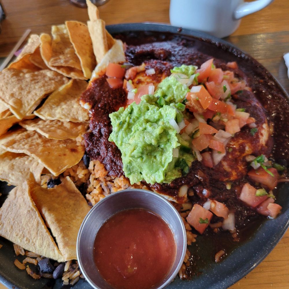 Swami's Café Oceanside - Huveous Ranchero - Breakfast & Brunch Near Me - Oceanside, California Swami's Café Oceanside - Huveous Ranchero - Breakfast & Brunch Near Me - Oceanside, California