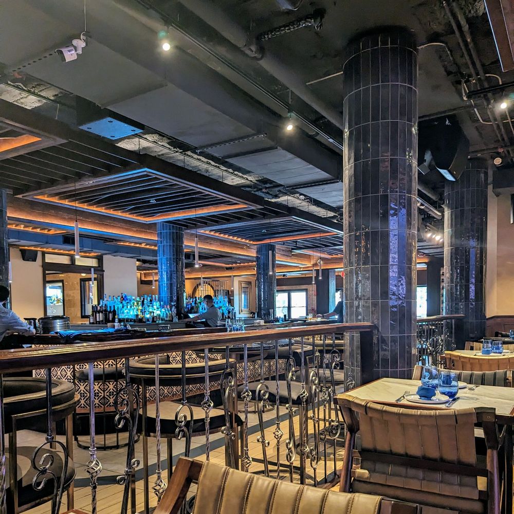 Coa - Indoor bar and dining area - Tapas/Small Plates Near Me - Oak Brook, Illinois