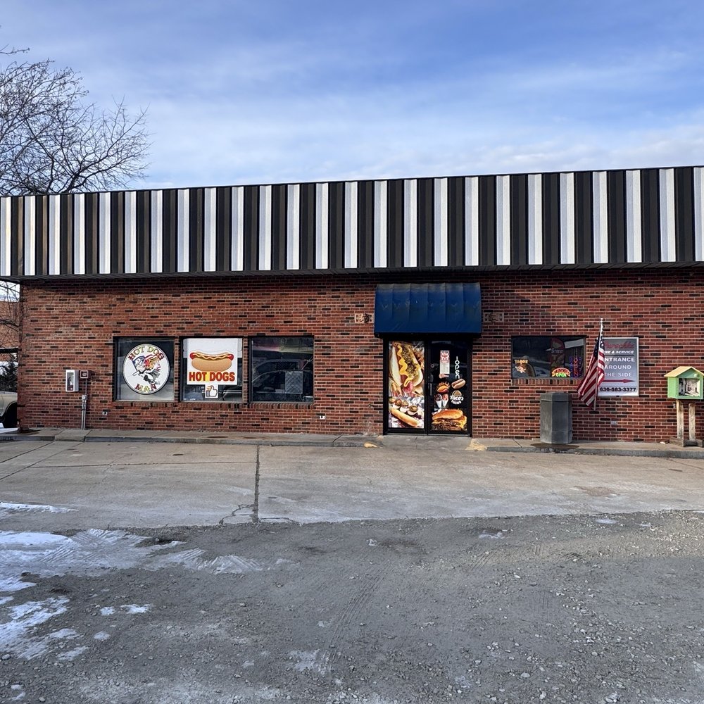 Hotdog Man - Storefront - Hot Dogs Near Me - Union, Missouri