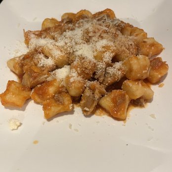 Serafina - Gnocchi di Patate con Suntature di Maiale - Italian Near Me - San Francisco, California Serafina - Gnocchi di Patate con Suntature di Maiale - Italian Near Me - San Francisco, California