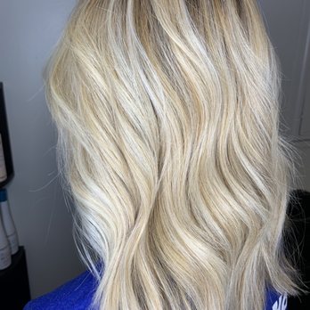 Head Space Salon - Amanda from Lavish. - Hair Salons Near Me - Wexford, Pennsylvania