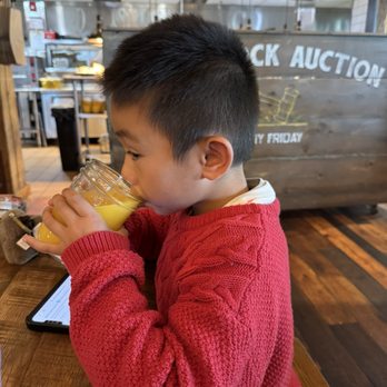 Five Oaks Farm Kitchen - Orange juice - Breakfast & Brunch Near Me - Sevierville, Tennessee