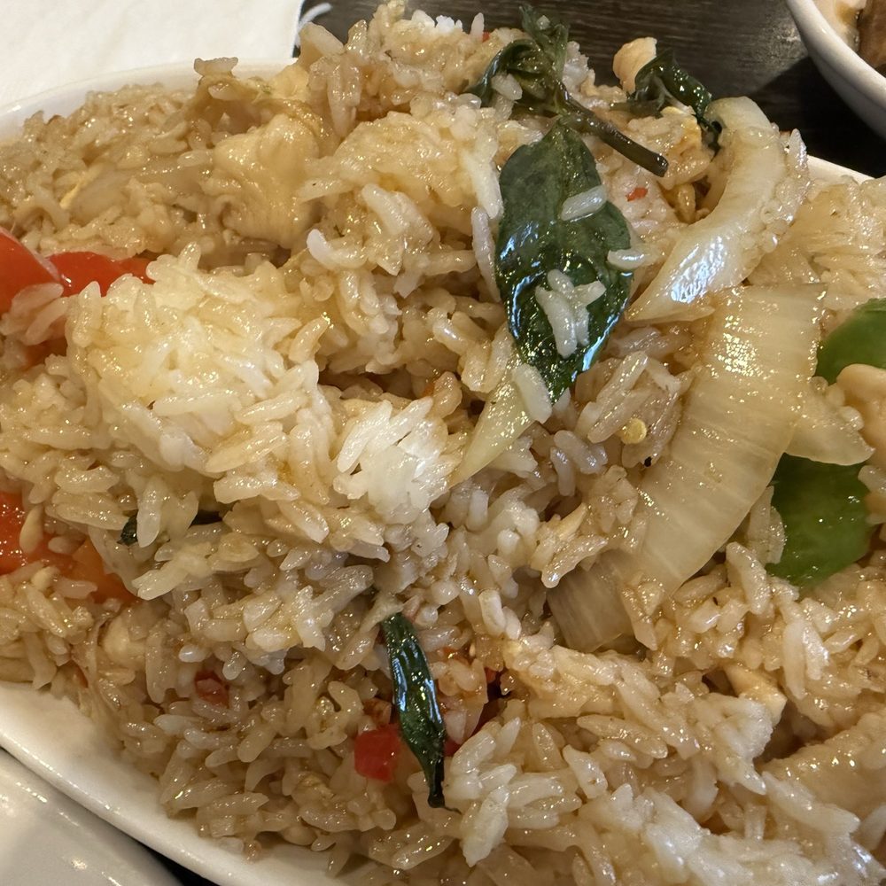 Red Ginger Modern Thai & Viet cuisine - Thai Basil Fried Rice - Thai Near Me - Kitchener, Ontario Red Ginger Modern Thai & Viet cuisine - Thai Basil Fried Rice - Thai Near Me - Kitchener, Ontario