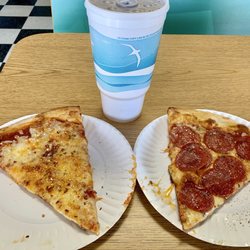 Pizza Villa - Cheese slice & pepperoni slice. Large drink.