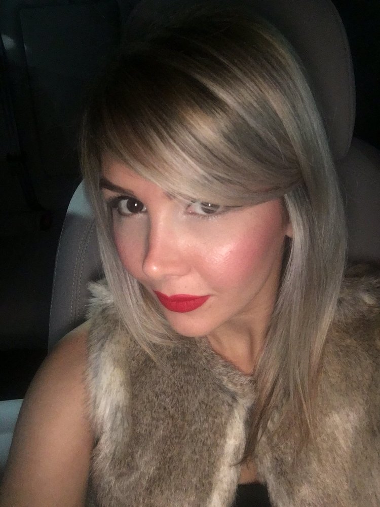 ZIZI HAIR DESIGN 93 Photos & 57 Reviews 12131 Riverside Dr, Valley