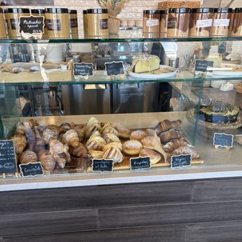 Linda's Dolci - Bakeries Near Me - Albuquerque, New Mexico