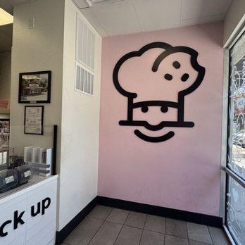 Crumbl - Clovis - inside - Bakeries Near Me - Clovis, California Crumbl - Clovis - inside - Bakeries Near Me - Clovis, California