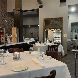 Marais - Main Dining