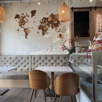 SoyTalk - Interior - Desserts Near Me - Richmond, British Columbia
