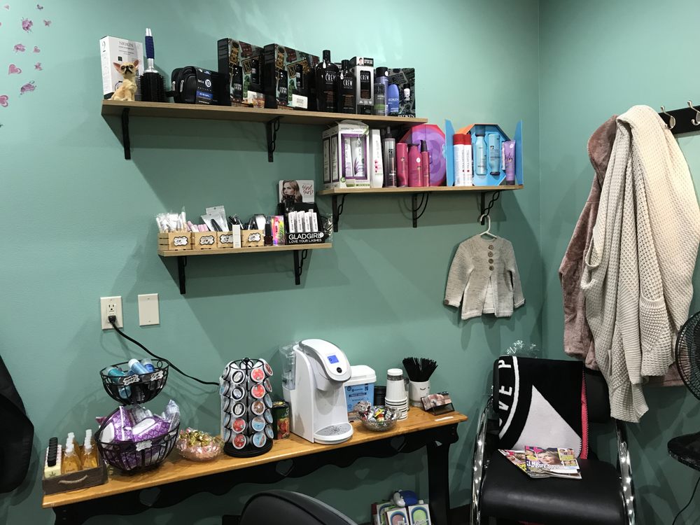 CYNTHIA’S BEAUTY SALON 14 Photos 6828 NE 14th St, Ankeny, Iowa