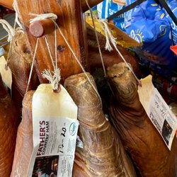 Morris' Deli Liquor & Catering