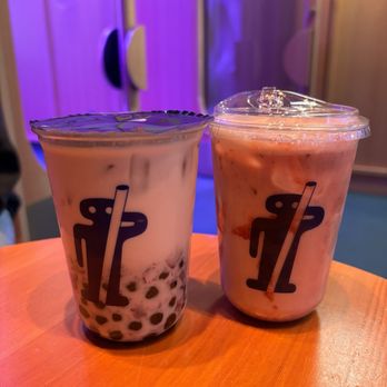 Jellyman - Peanut Butter Jellyman and Strawberry Barley Milk - Bubble Tea Near Me - Los Angeles, California