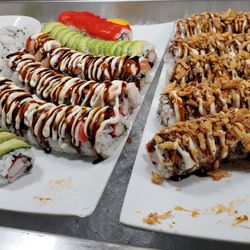 Ding How Buffet & Grill - Sushi