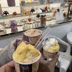 Crema di Latte - Melon + passion fruit, Melon + straciatella, yogurt + passion fruit