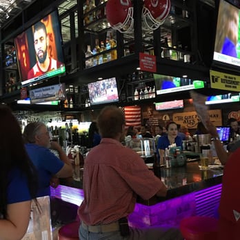 Backporch Drafthouse - The bar area is night and fully stocked! - American Near Me - Lawton, Oklahoma