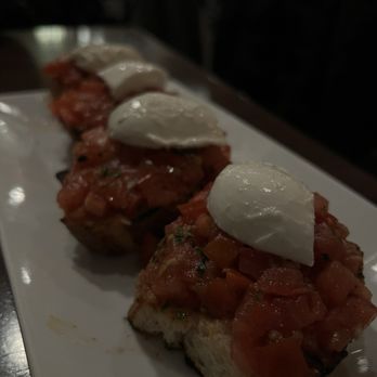 il Canale - Bruschetta (4 Pieces) - Italian Near Me - Washington, DC, District of Columbia il Canale - Bruschetta (4 Pieces) - Italian Near Me - Washington, DC, District of Columbia