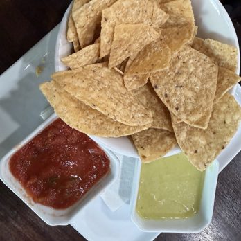 Familia Restaurante - Seafood Near Me - Irving, Texas
