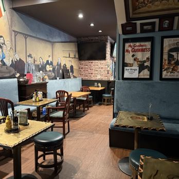 The Napper Tandy - Photo 5: Back room - Pubs Near Me - San Francisco, California