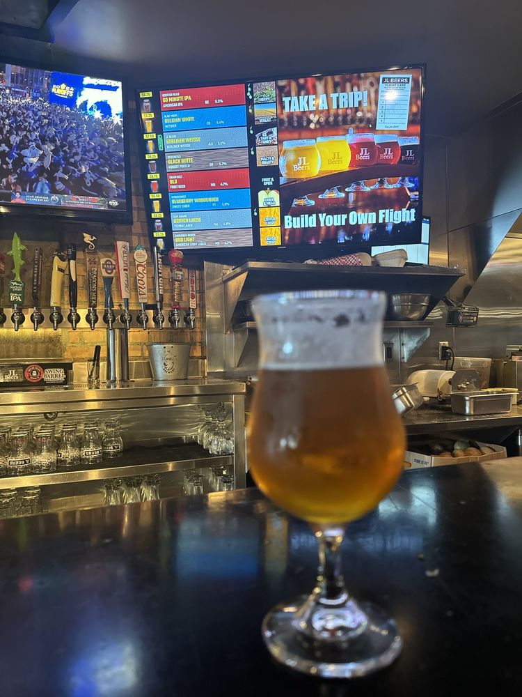 Social spots from JL Beers