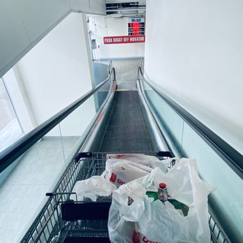Real Canadian Superstore - Good: I'm leaving :) - Grocery Near Me - Toronto, Ontario