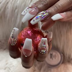 Happy Nails & Spa