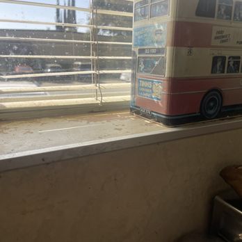 Dimples Diner - Breakfast & Brunch Near Me - Visalia, California