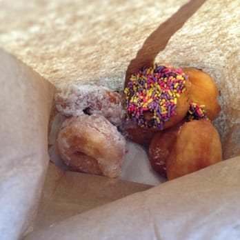 Daily Dozen Doughnut - Half dozen Assorted - Bakeries Near Me - Seattle, Washington