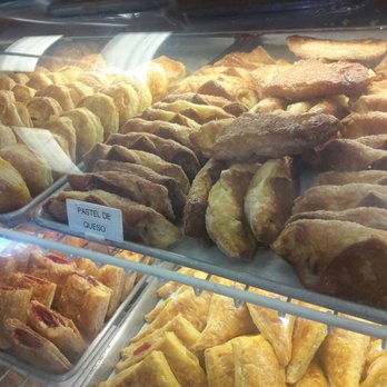 Finale Bakery - Bakeries Near Me - Hialeah, Florida