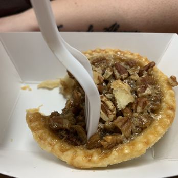 Center Point Barbecue - Pecan Pie - Barbeque Near Me - Hendersonville, Tennessee