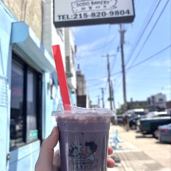 Dodo Bakery - taro milk tea with boba - m - Bakeries Near Me - Philadelphia, Pennsylvania