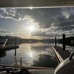 Manana Lodge Marina - Sunset at the Marina