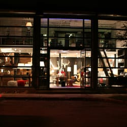 Tomas Frenes Design Studio - furniture showroom