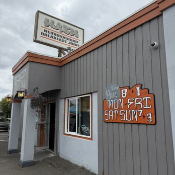 Hash - Outside in front of the building - Breakfast & Brunch Near Me - Olympia, Washington Hash - Outside in front of the building - Breakfast & Brunch Near Me - Olympia, Washington