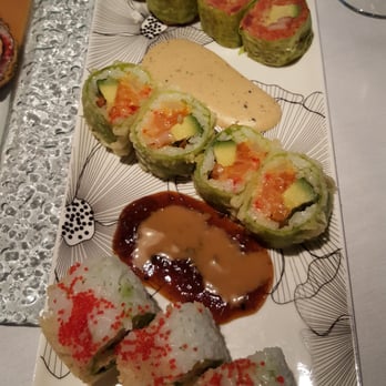 Aikawa - Tasting plate - Sushi Bars Near Me - Dollard des Ormeaux, Quebec