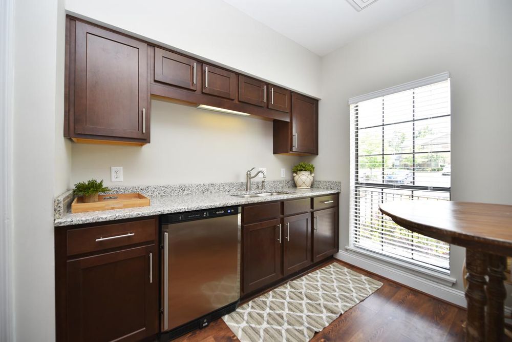 MARINA POINTE APARTMENTS Updated July 2024 49 Photos 1 Carrington