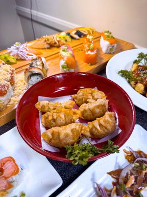 Maru Sushi by null