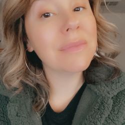 Heads Up Salon
