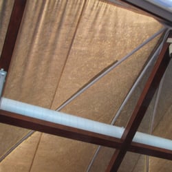 Albergue Turístico Salceda - The tarp roof covering the outdoor dining room.